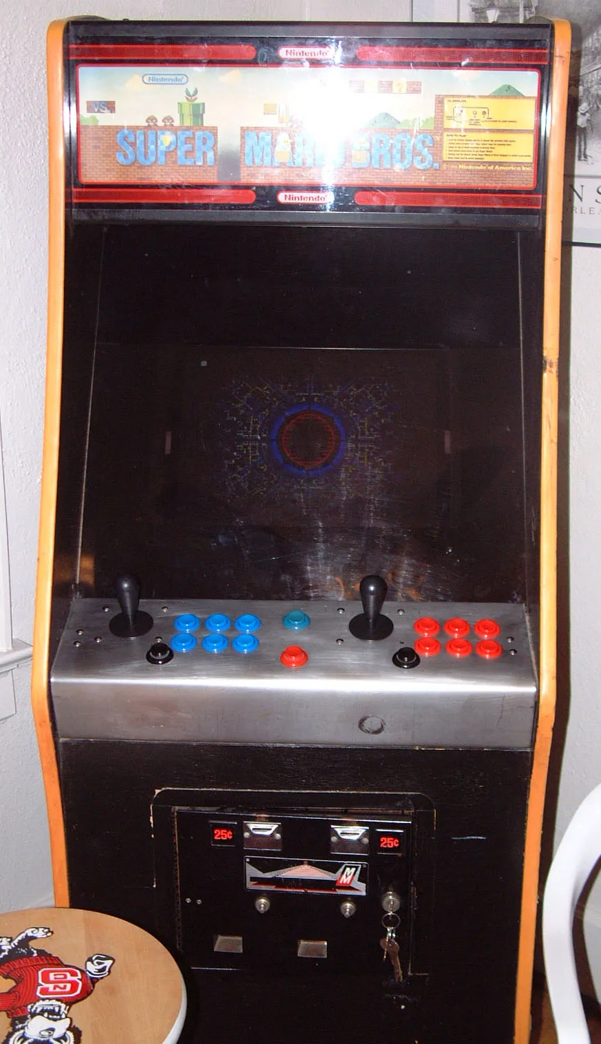 Pac-Man arcade cabinet restoration - phase 1